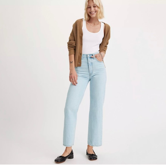 Levi's Denim - LEVIS PREMIUM RIBCAGE STRAIGHT ANKLE WOMEN'S JEANS LIGHT WASH Size 26